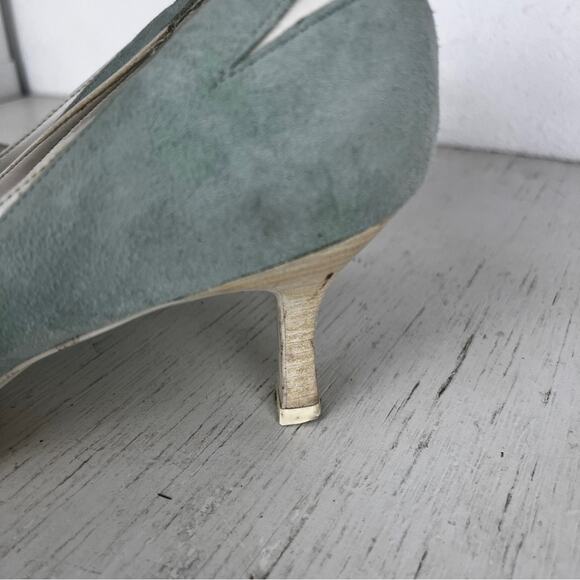 Gianni Bini Adrianne seafoam white pointed toe suede heels size 8 - Picture 7 of 14